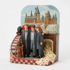 Enesco Jim Shore Harry Potter, Ron And Hermione With Train Figurine, 9" 10 Enesco Jim Shore Harry Potter, Ron And Hermione With Train Figurine, 9" -Enesco Store Jim Shore Harry Potter and Friends Resin Statue 6016707 03