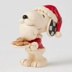 Enesco Jim Shore Peanuts Snoopy Santa With Cookie Plate Mini Figurine, 3.3" 10 Enesco Jim Shore Peanuts Snoopy Santa With Cookie Plate Mini Figurine, 3.3" -Enesco Store Santa Snoopy With Cookie Plate Mini Figurine 6017240 03