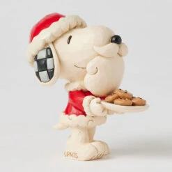 Enesco Jim Shore Peanuts Snoopy Santa With Cookie Plate Mini Figurine, 3.3" 11 Enesco Jim Shore Peanuts Snoopy Santa With Cookie Plate Mini Figurine, 3.3" -Enesco Store Santa Snoopy With Cookie Plate Mini Figurine 6017240 04