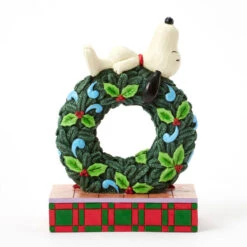 Enesco Jim Shore Peanuts Snoopy Sleeping On Light-Up Wreath Figurine, 7.13" -Enesco Store Snoopy Atop LightUp Wreath Figurine 6017242 03